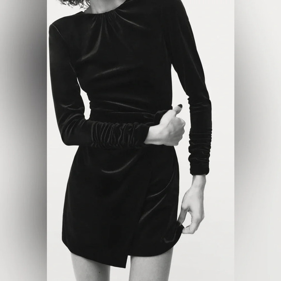 ZARA DRAPED VELVET DRESS WITH FLOWER - Picture 2 of 8